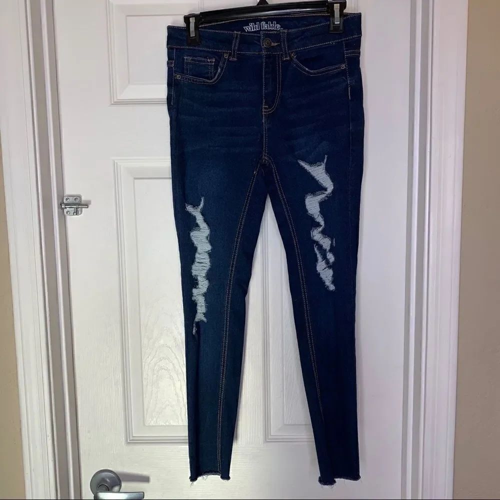 Wild Fable High Rise Skinny Jeans Dark Wash Size 2